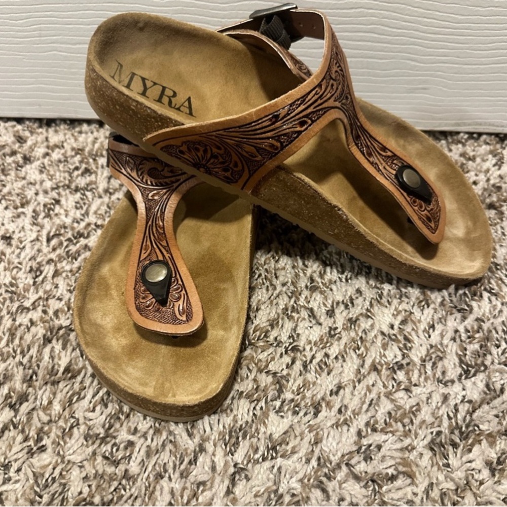 Myra western sandals